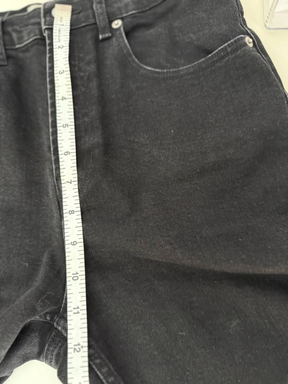 Everlane The Way High Jean Size 26 Crop black Denim Raw Hem-worn only once! - Picture 9 of 11